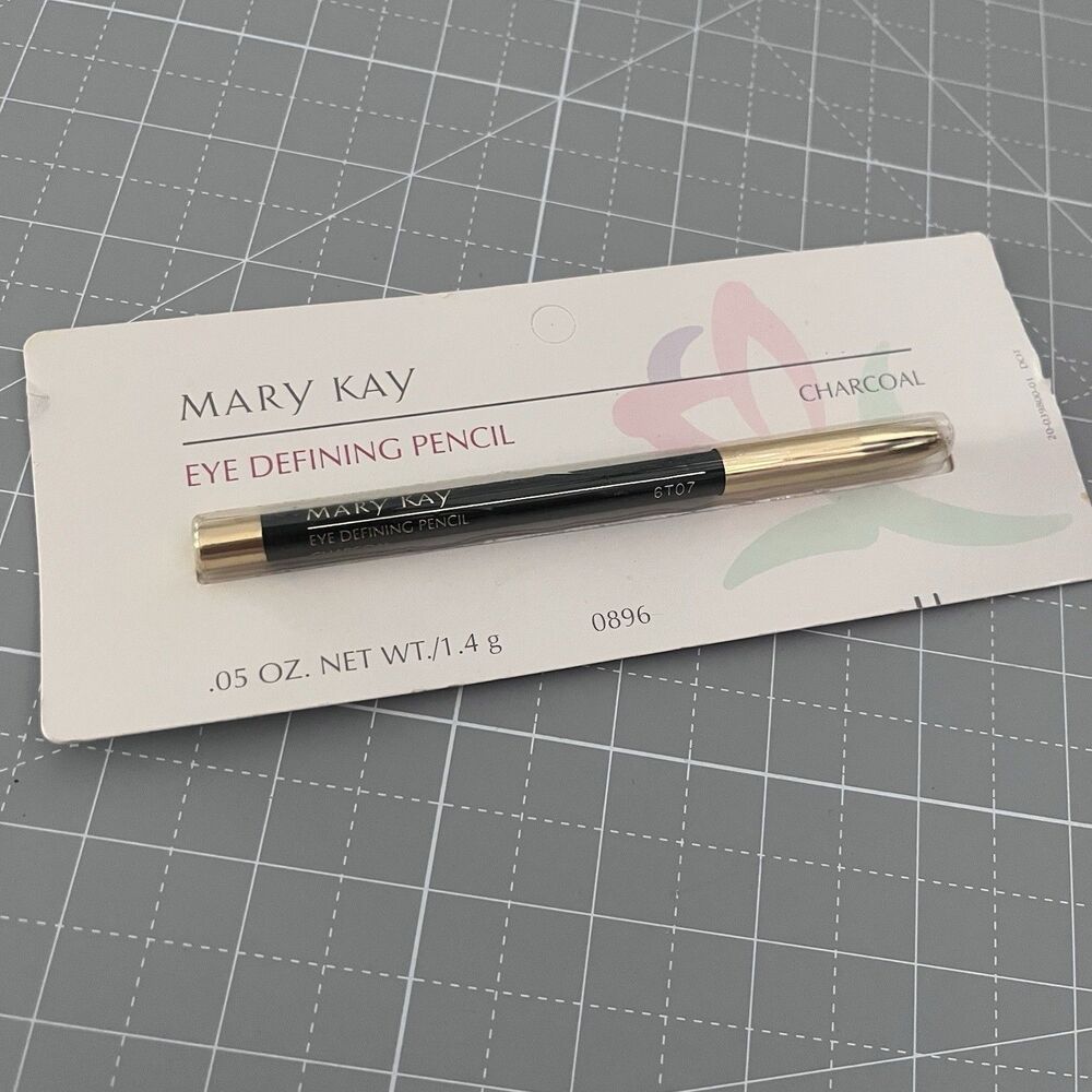 Mary Kay Charcoal Eyeliner Pencil Eye Defining 0896 0.05 oz Smudge Resistant